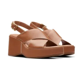 Clarks Women's Manon Wish Sandal Tan