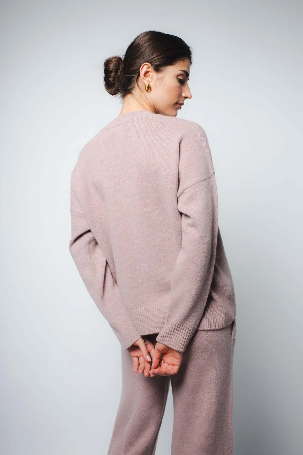 CRISTA V-NECK CASHMERE PULLOVER - MAUVE