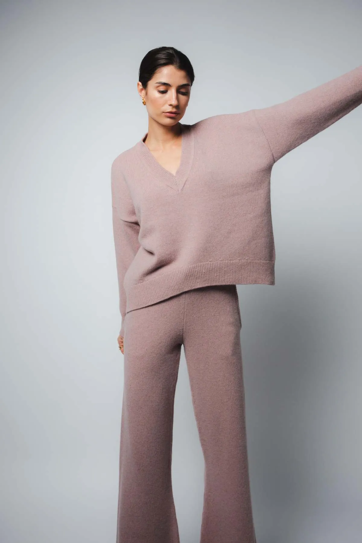 CRISTA V-NECK CASHMERE PULLOVER - MAUVE