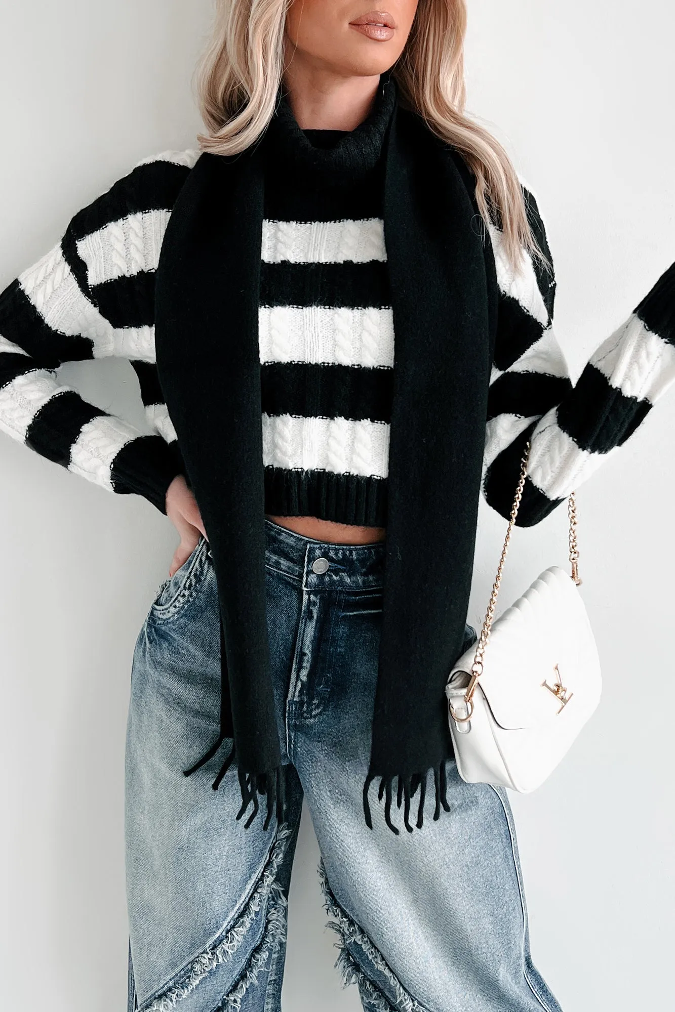 Fall Dreaming Fringe Scarf (Black)