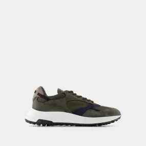 Hogan  Hyperlight Allacciato Sneakers in Green Suede