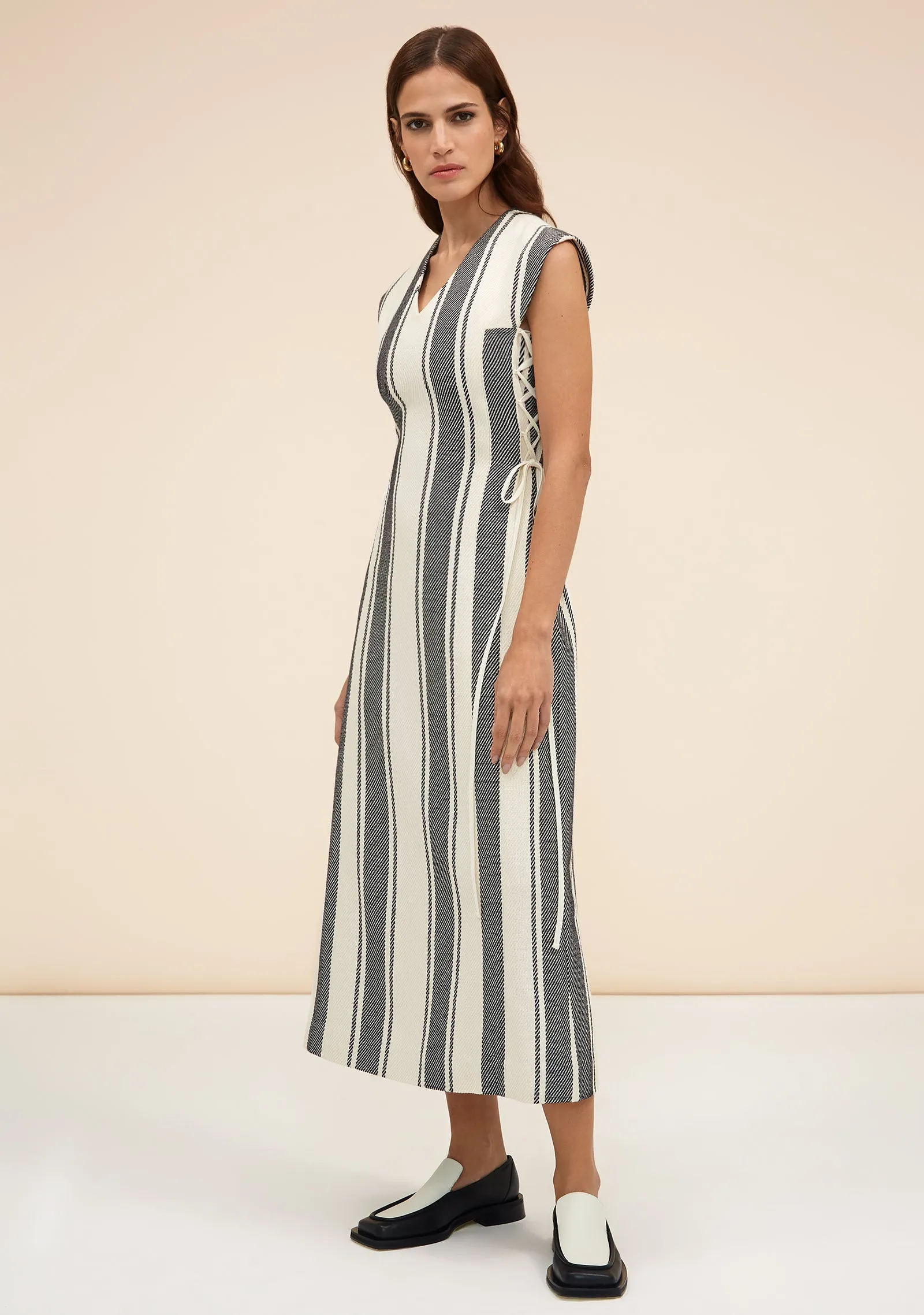 Lea Sleeveless Dress