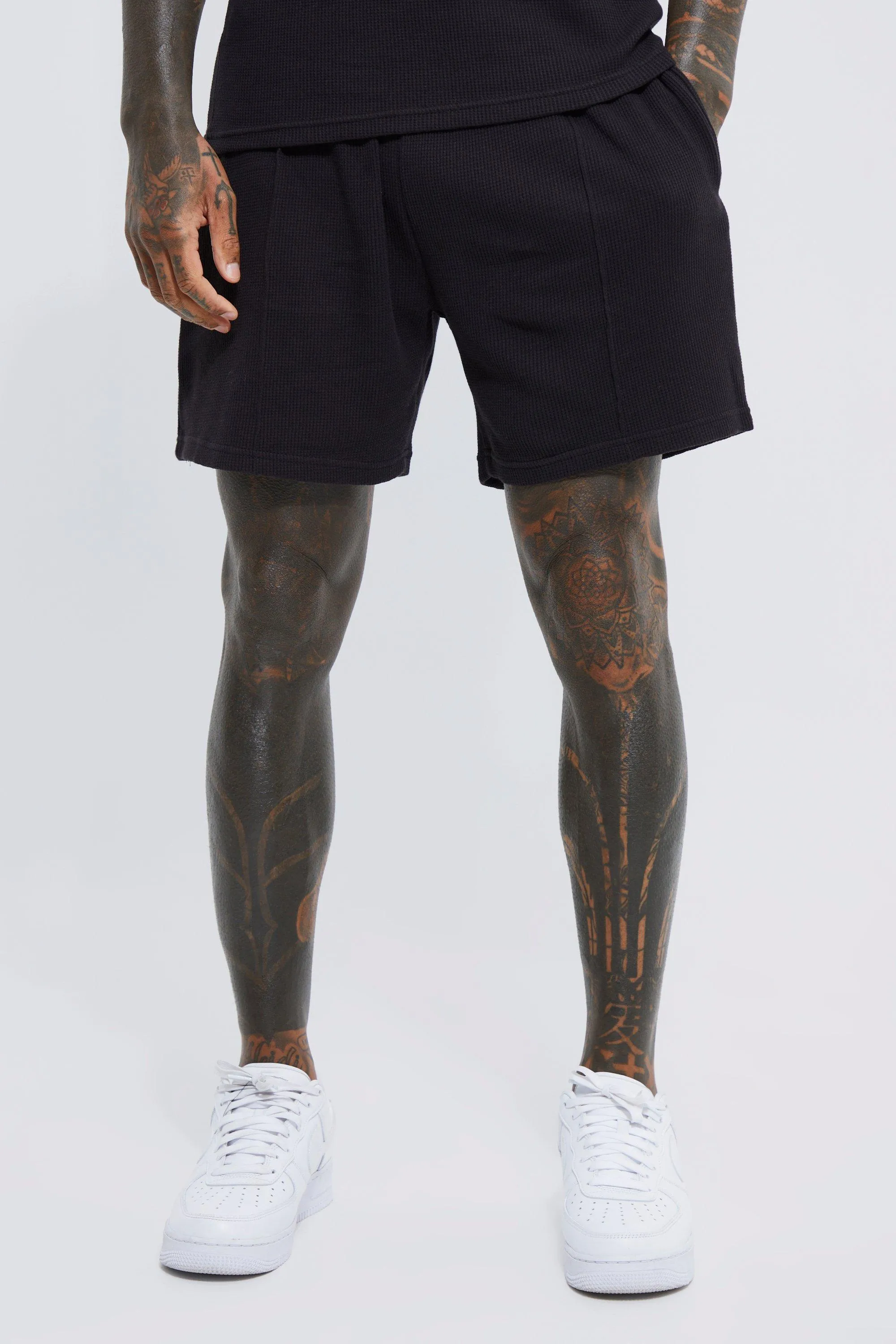 Loose Fit Short Length Waffle Short | boohooMAN UK