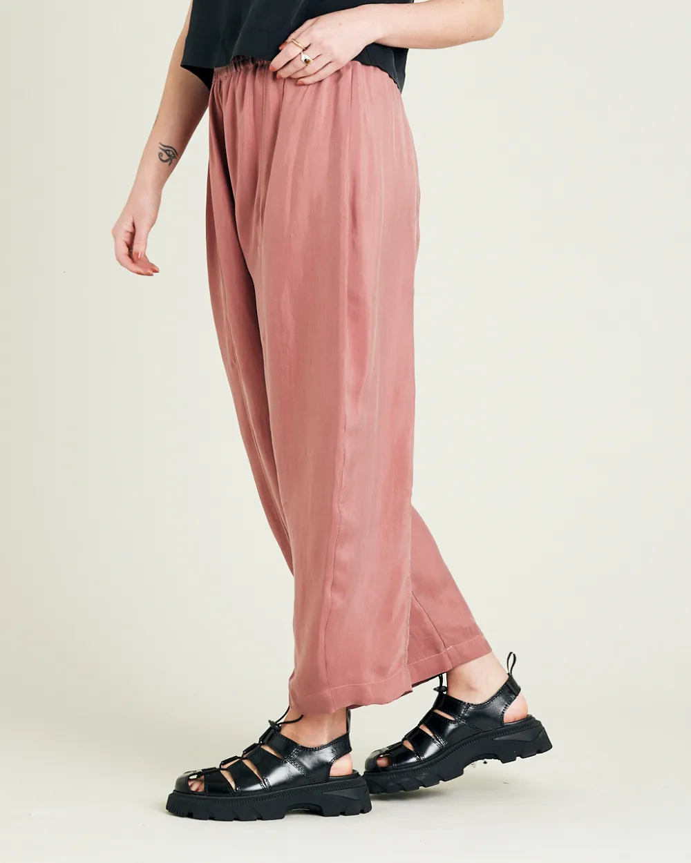 Mabel Dusty Pink Cupro Trousers