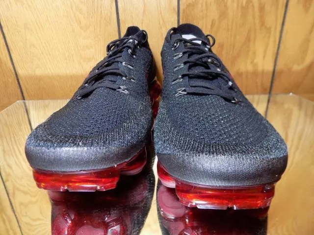 Nike Air VaporMax Bred