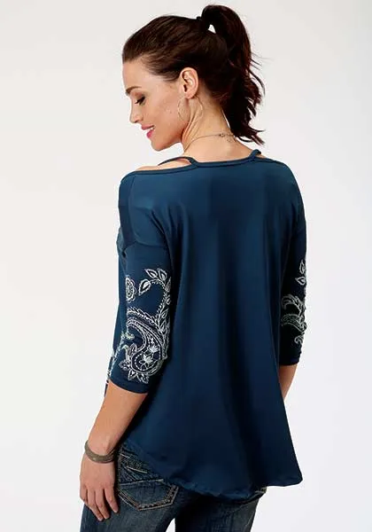 Roper Women's Blue Bayou Elbow Sleeve Pullover Western Blouse