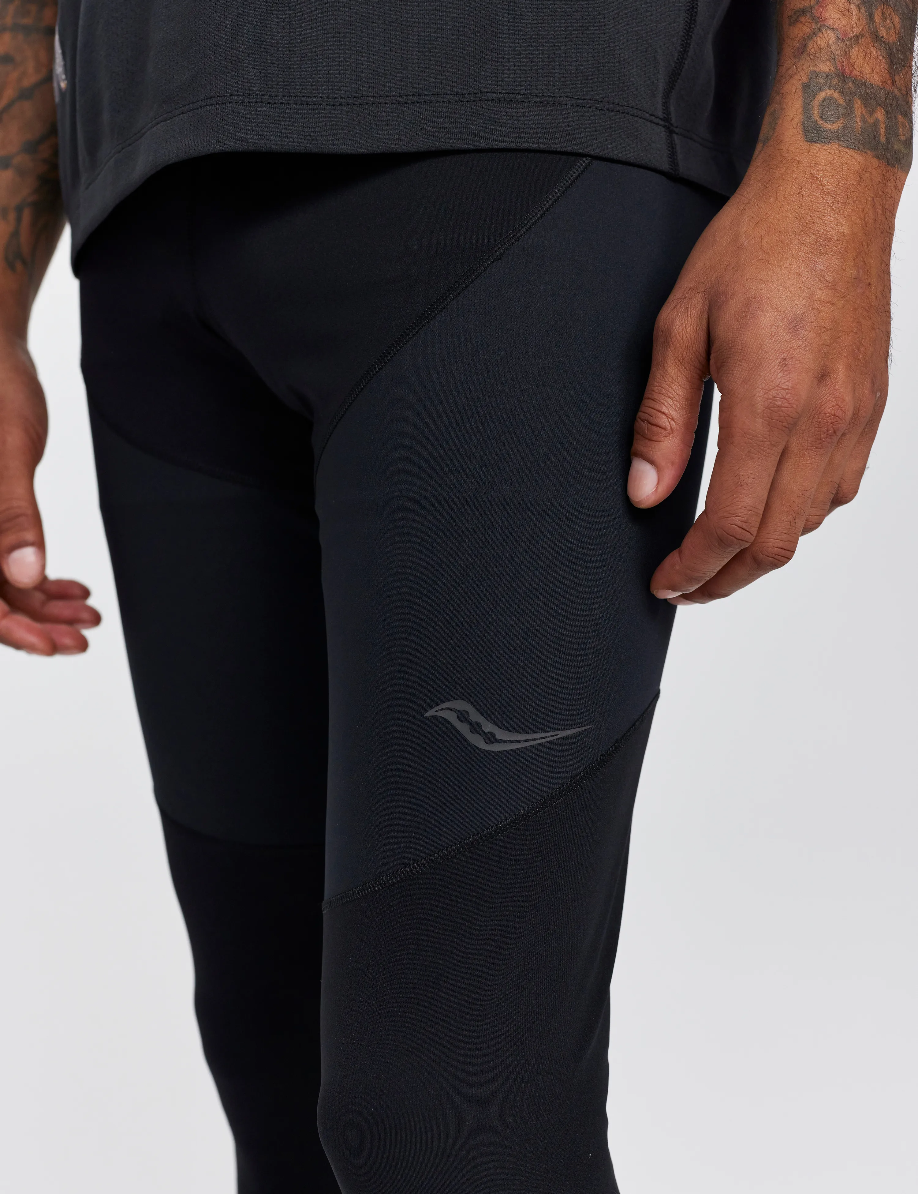 Saucony Men's Time Trial Crop Tight Black | Buy Saucony Men's Time Trial Crop Tight Black here | Outnorth