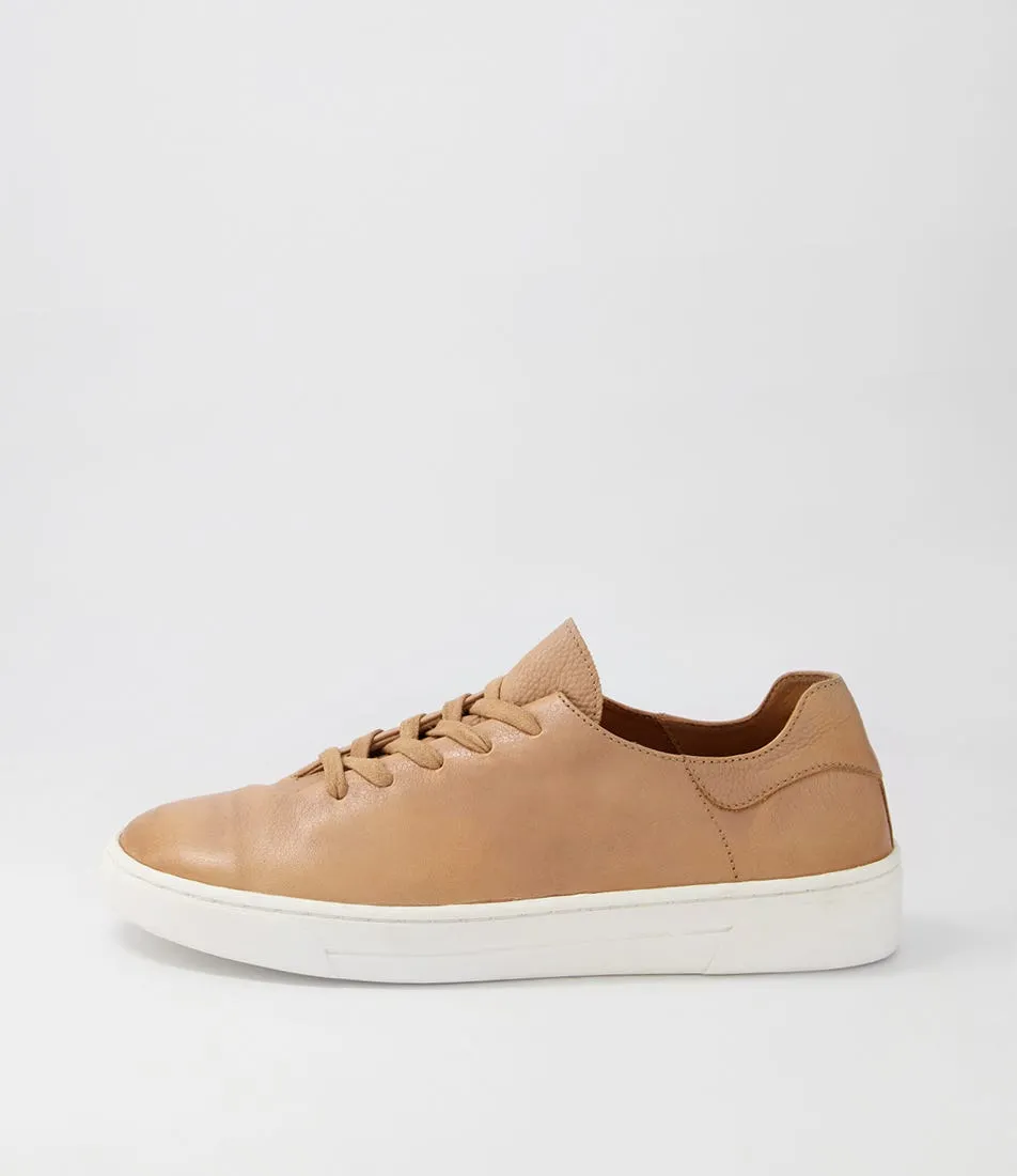 SUPERSOFT Tradme Camel Leather Sneakers