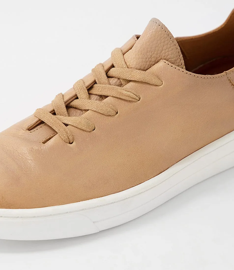 SUPERSOFT Tradme Camel Leather Sneakers